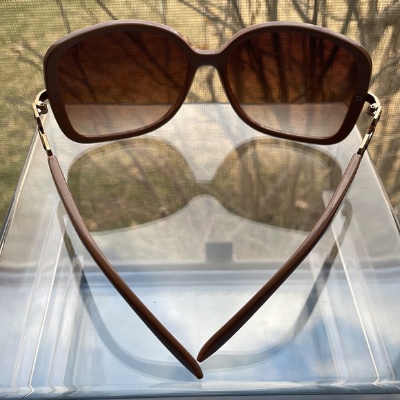 Sunglasses - Picture 4 of 6